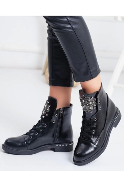 Yılmaz Exclusive Siyah Kırışık Rugan Taşlı Bot
