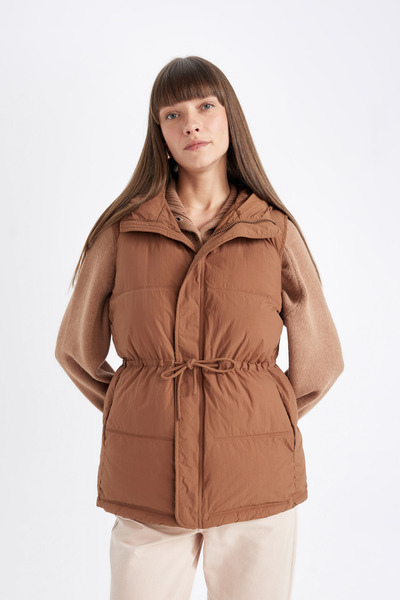 DeFacto Vesta s kapucí Regular Fit