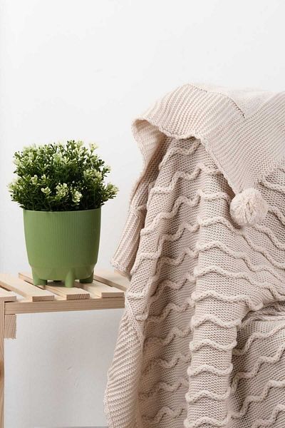 DOUX HOME Meral Knitwear Braided Pompom Tv Blanket 130 X 170 cm (Stone)