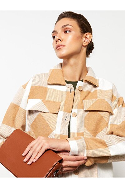 LC Waikiki Ecru Plaid Front Button Closure Plaid Long Sleeve Gabardine Women's Shirt Jacket