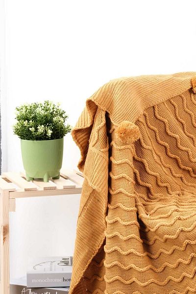 DOUX HOME Meral Knitwear Braided Pompom Tv Blanket 130 X 170 cm (Mustard)