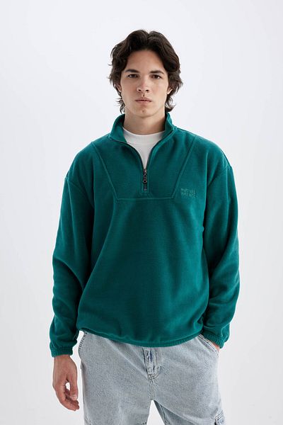 DeFacto Bedrucktes Fleece-Sweatshirt mit bequemer Passform und Stehkragen