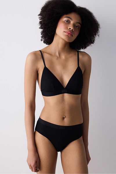 Penti Black Triangle Bra - Removable Padded Soft Design