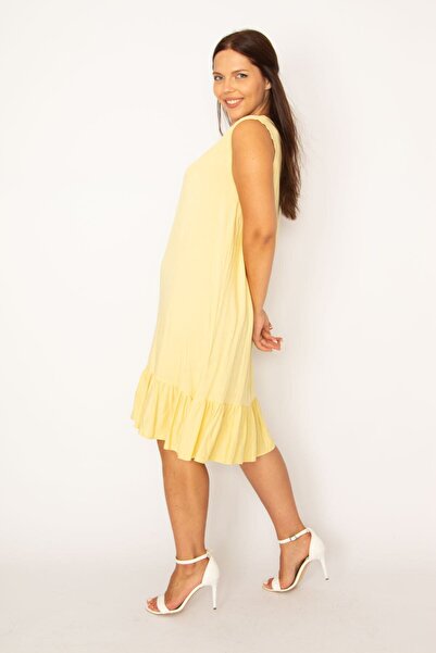 Şans Dámské velké žluté šaty s volánkovým lemem z viskózy 65n35402