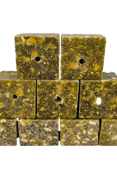 Hedyex 1Kg Sazan Küspesi Delikli Küp Mısır Küspesi Kare