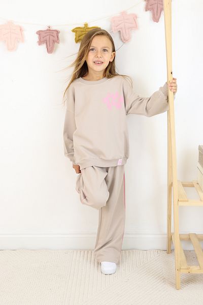 Harika KIDS Σετ φόρμας για κορίτσια Hello Fun με εμπριμέ ισπανικό πόδι με δύο κλωστές