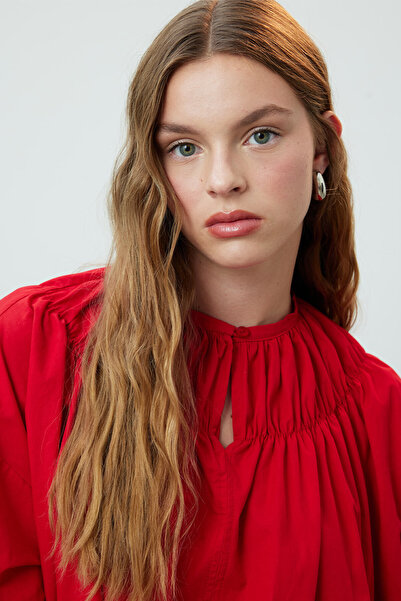 Manuka Red Tunic - Gathered Collar Design