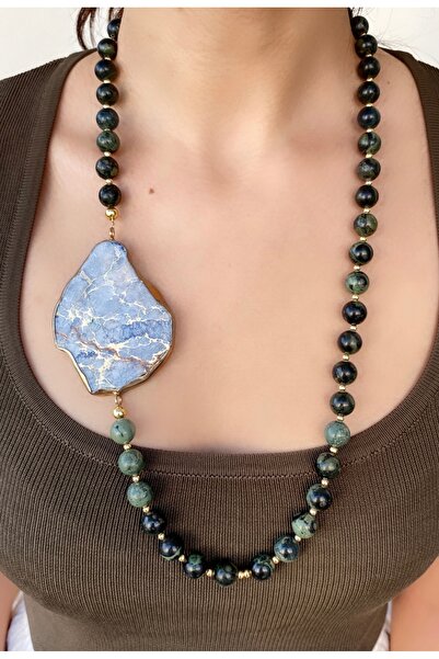 Takkı by Handan Yeşim taşı tasarım kolye.