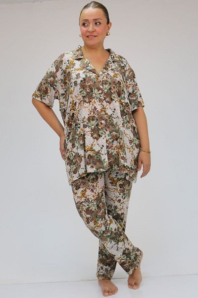 Eslina 37801 Σετ πιτζάμες βισκόζης - Plus Size, με κουμπιά και φλοράλ στάμπα μπεζ-καφέ