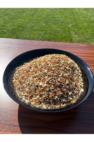 Kg Kurutulmuş Gıda Sebze Kurusu ( 250 Gr havuç, turp, soğan, pırasa, ıspanak, domates, biber karışık )