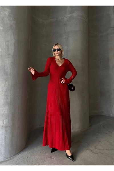 buqre's moda Deep V-Neck Ribbed Spanish Sleeve Knitwear Maxi Dress