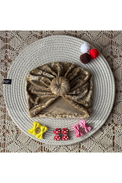 Bej Kadife Bebek Bonesi - Şirin Top Detayı