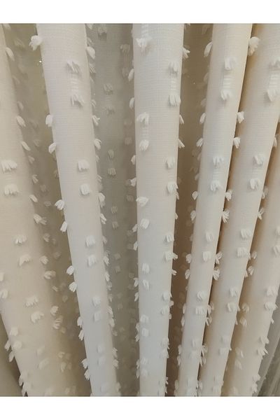 CEMRE Dreamper Background Pompom Light Cream 1/3 Squeeze Pile (Single Wing)