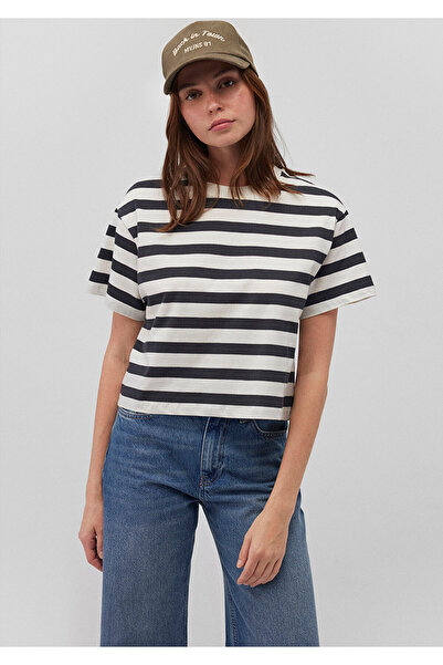 Mavi Μαύρο ριγέ βασικό μπλουζάκι με κανονική εφαρμογή / κανονική κοπή 1610199-85451