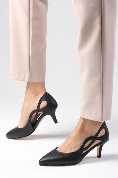 Mio Gusto Violetta Black Color Short Heeled Women's Shoes