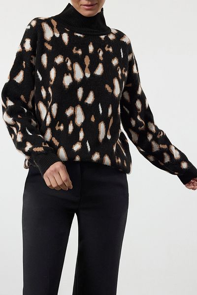 Edit by Trendyol Pulover negru cu guler vertical - Textura moale TEDAW25KZ00021