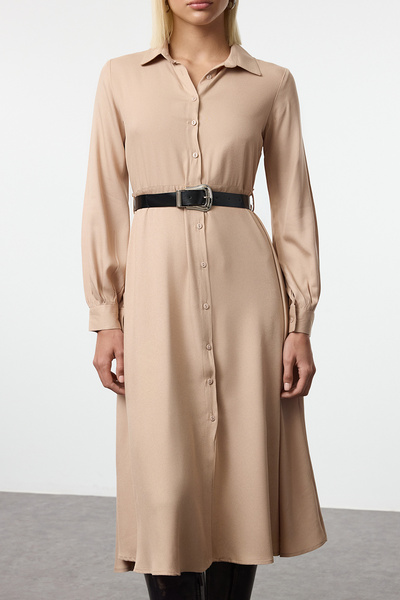 Trendyol Collection Midi tkané košilové šaty s velbloudím páskem