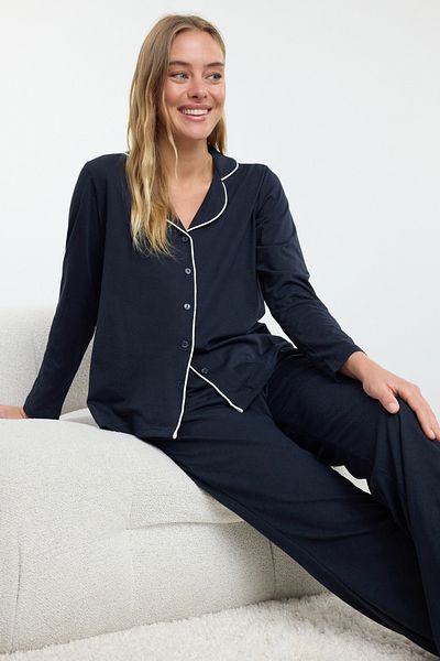 Trendyol Collection Πλεκτό σετ πιτζάμες με λεπτομέρεια Navy Blue Piping THMAW25PT00199