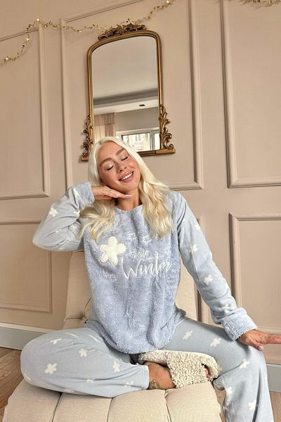 Pijamaevi Set de pijamale de pluș cu model Hello Winter pentru femei