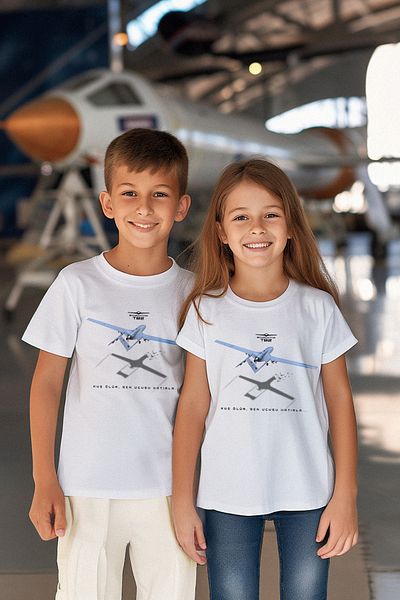 TRENDYOLKIDS Unisex Kids T-Shirt - Bayraktar Tb2 Printed, Regular Cut Tkdss25Ts00002