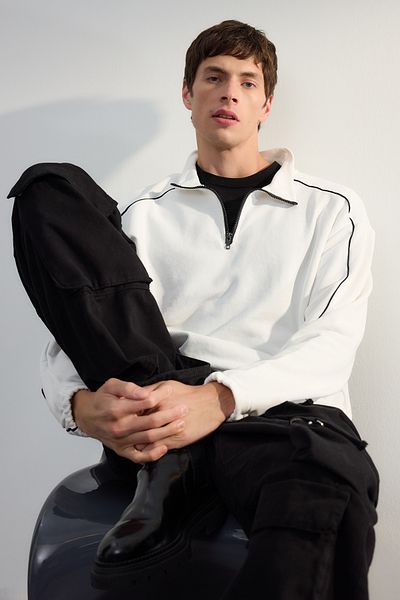 Trendyol Collection Бял овъргарен/широк суитшърт с широка яка и цип, поларени кани Tmnaw25Sw00033
