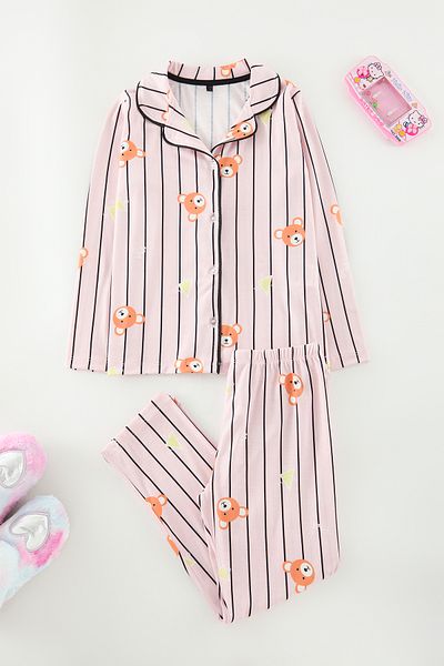 TRENDYOLKIDS Lány állatmintás pizsama szett - kötött alsó-felső szett TKDAW25AU00126