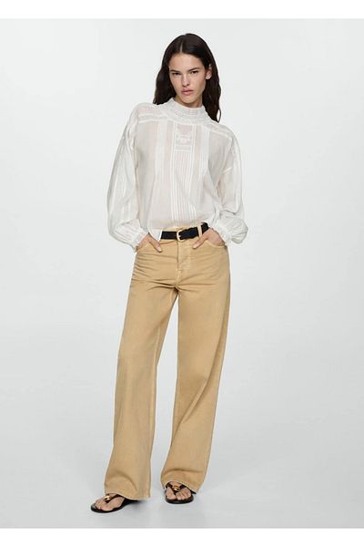 MANGO Woman Μπλούζα με κεντητική λεπτομέρεια