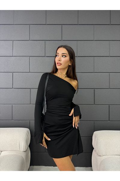 Fav Style Μαύρο Μίνι Φόρεμα - Ασύμμετρη λαιμόκοψη, Μακρύ μανίκι, Βαθιά σχισμή