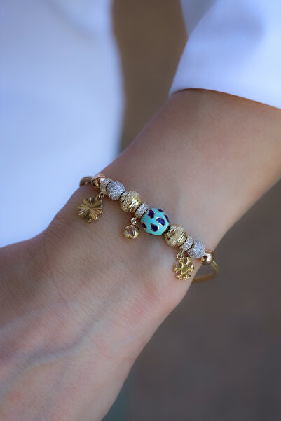 Yenigün Kuyumculuk 14 Ayar Altın Yonca ve Kar Tanesi Detaylı Charm Bileklik