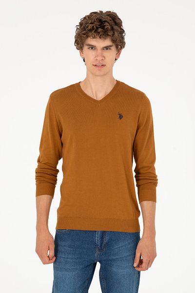 U.S. Polo Assn. Men's Slim Fit V-Neck Coconut Basic Sweater 50293512 -Vr153