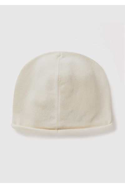 United Colors of Benetton Women's Cream Wool and Cashmere Blended Beanie with Logo Detail on the Front