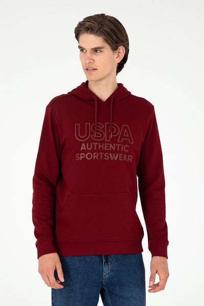 U.S. Polo Assn. سويت شيرت رجالي ذو قصة عادية بغطاء للرأس باللون العنابي 50293439 -vr014
