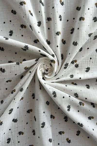 Doray Kumaş White Background Crispy Flower Patterned Double Layer Cotton Muslin Fabric / Dry - 176