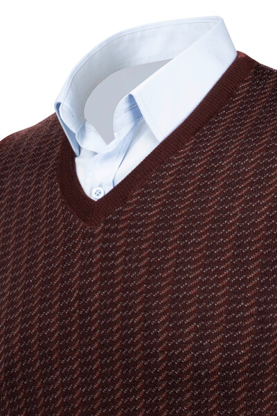 Çizgi Triko Чоловічий светр з V-подібним вирізом та смужками - кольоровий візерунок, сталеве плетіння, класичний крій - 5010H