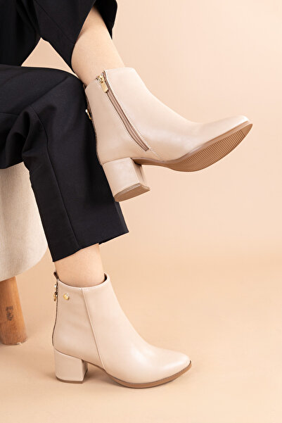 Getcho Reyan Women's Thick Heeled Nut Boots