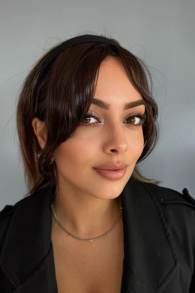 TAKIŞTIR حذاء بني ذو حافة طويلة مزين بالتاج