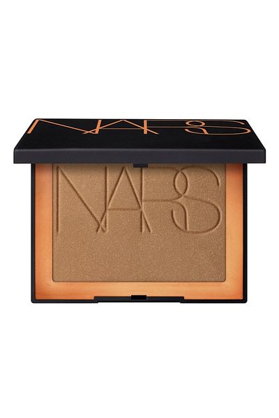 Nars Natural Bronzing Powder for Face with Fine and Light Structure - 05 Passi.3373