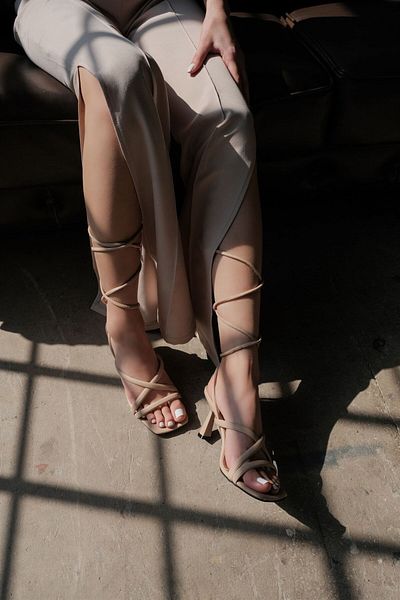 sovrana Long Rope Detailed Heeled Shoes Nude