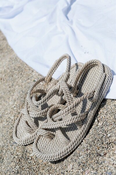 sovrana Beige Sandals - Thin Sole