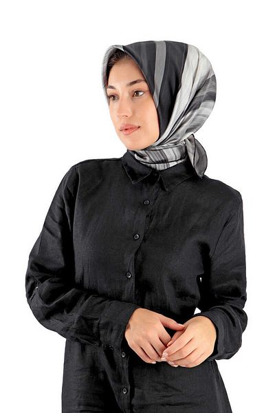 Bursa İpek وشاح حريري بنمط نسيم رمادي