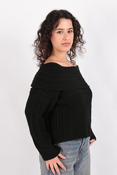 Hadise D8818 Madonna Collar Sweater