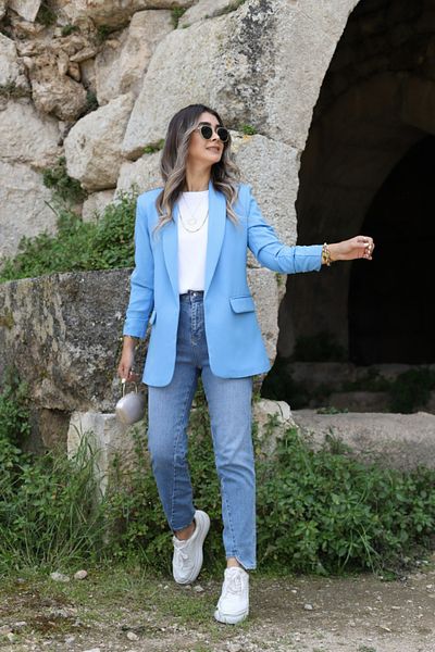 bytugcekaya Blazer albastru - mânecă cu detaliu adunat