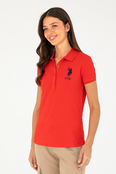 U.S. Polo Assn. تي شيرت نسائي ذو ياقة بولو أساسي باللون الأحمر 50280063-VR030