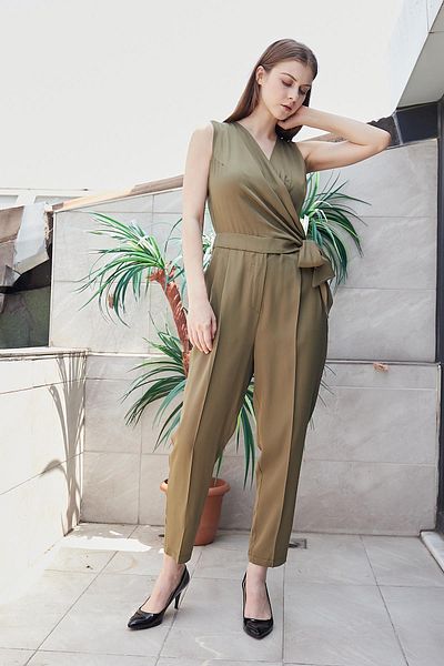 Jument Iyocell Fabric - 100% Fluent Stylish Jumpsuit, Double Breasted Lace-up, Pocket and Pleated Skinny Leg - Khaki