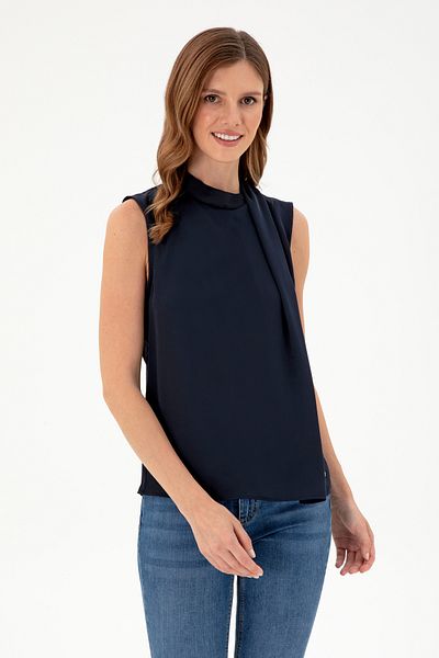 U.S. Polo Assn. بلوزة نسائية بدون أكمام باللون الأزرق الداكن 50293821-VR033