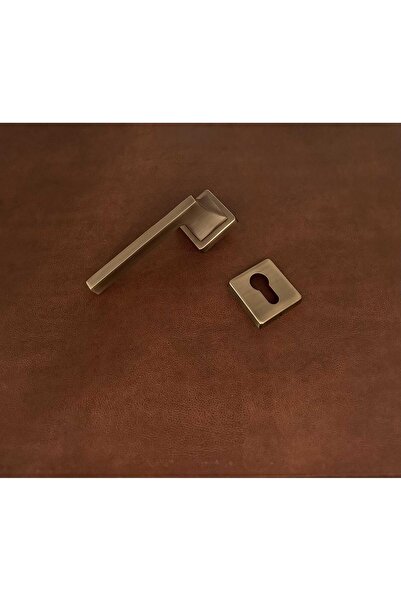 KOLDOOR Karo Mat Antik Sarı Kare Rozetli Zamak Çelik Kapı Kolu Sol Basar Tek Yön