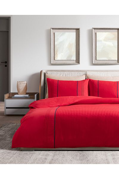 Madame Coco Red Mousse Double Ribbed Bedding Set