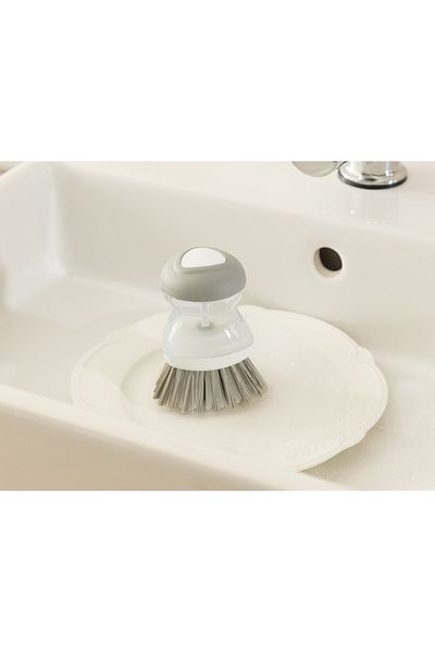 Madame Coco Graque Brush with Detergent Chamber