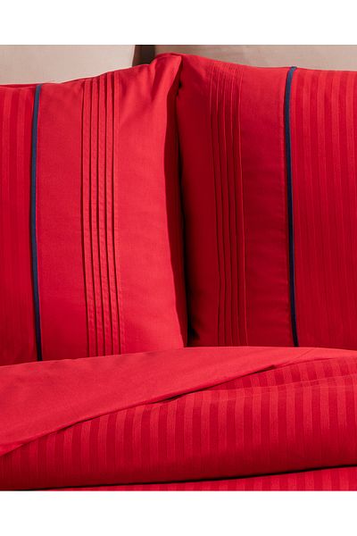 Madame Coco Red Mousse Double Ribbed Bedding Set