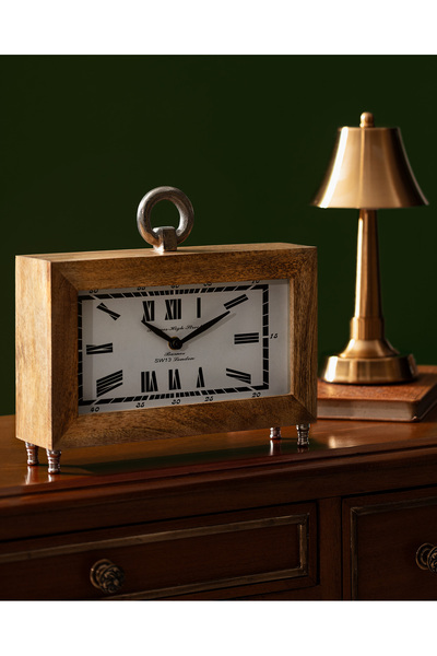 Madame Coco Zoe Saat